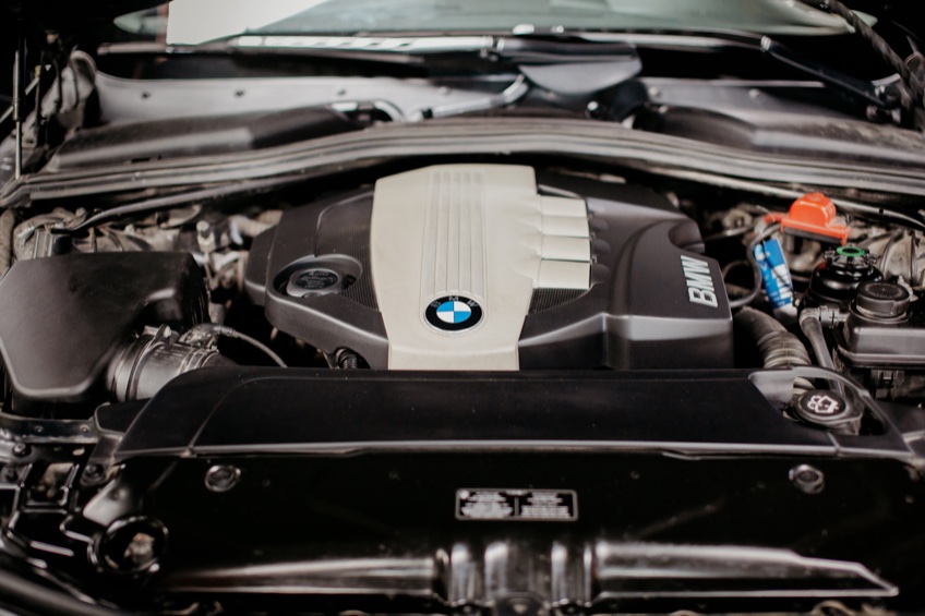 can i change BMW oil from anywhere