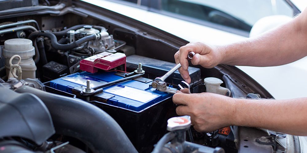 How to extend the life of a car battery - An overview